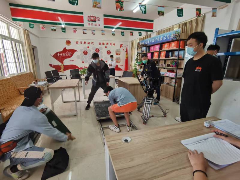 一支视频激活品牌生命力｜富裕县产品视频拍摄公司的创意魔法秀